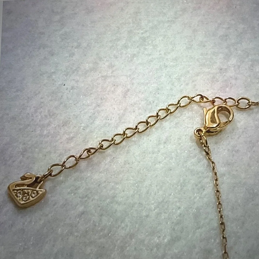 NEW Swarovski Delta V Necklace Rose Gold Crystal Pave 15" | 5140120 - Picture 7 of 7